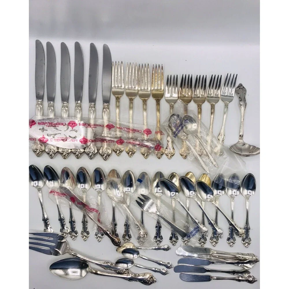 International Deep Silver Inlaid ORLEANS Flatware Set 53pc Vintage Silverplate